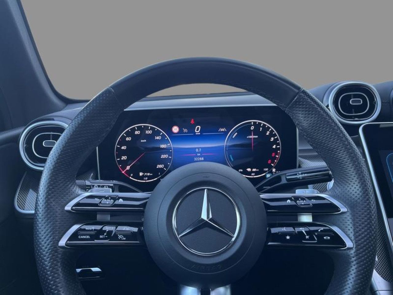 Photo du v&eacute;hicule 11 / 18