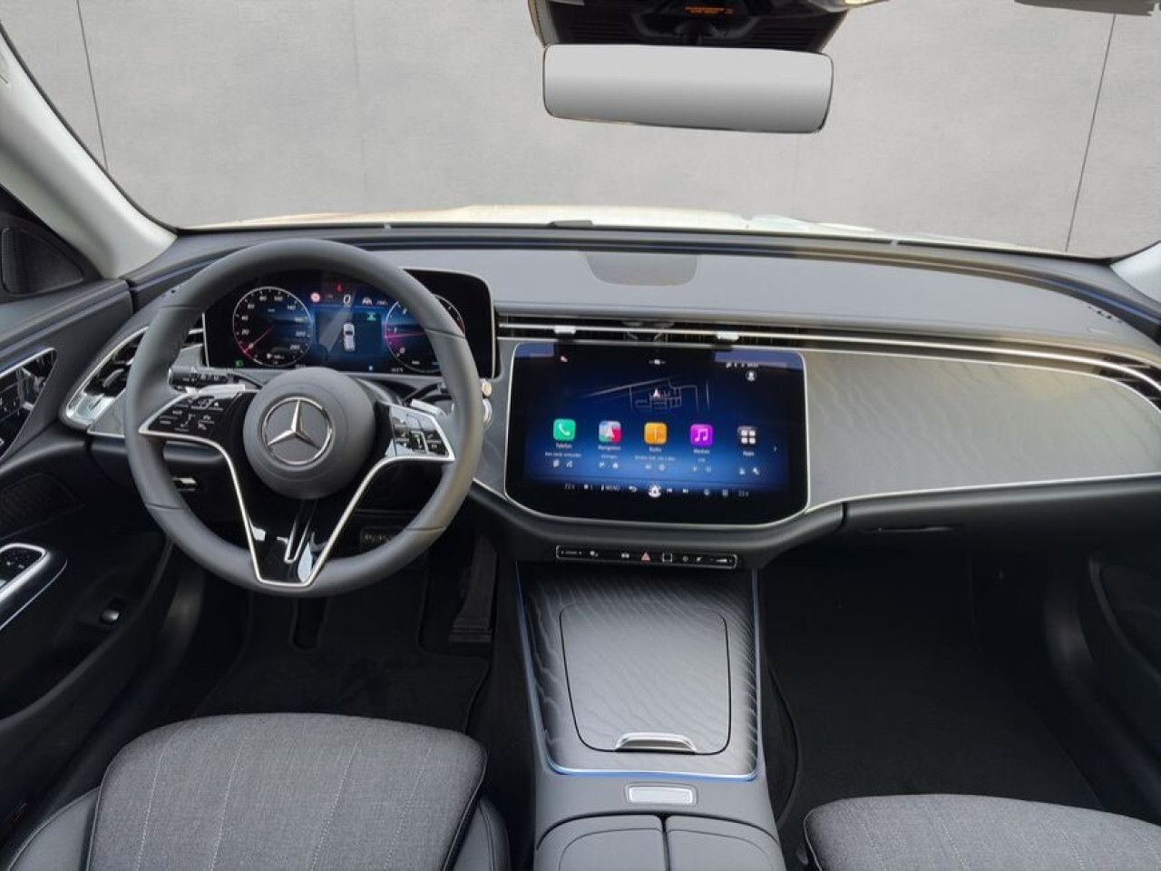 Mercedes-Benz E-Klasse – Bild 13