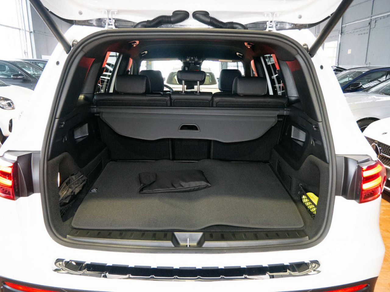 Mercedes-Benz GLB – Bild 10
