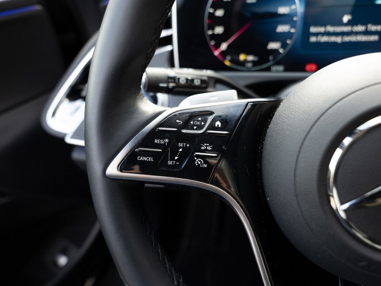 Mercedes-Benz E-Klasse – Bild 17