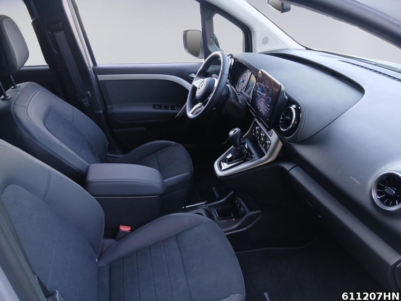 Mercedes-Benz EQT – Bild 8