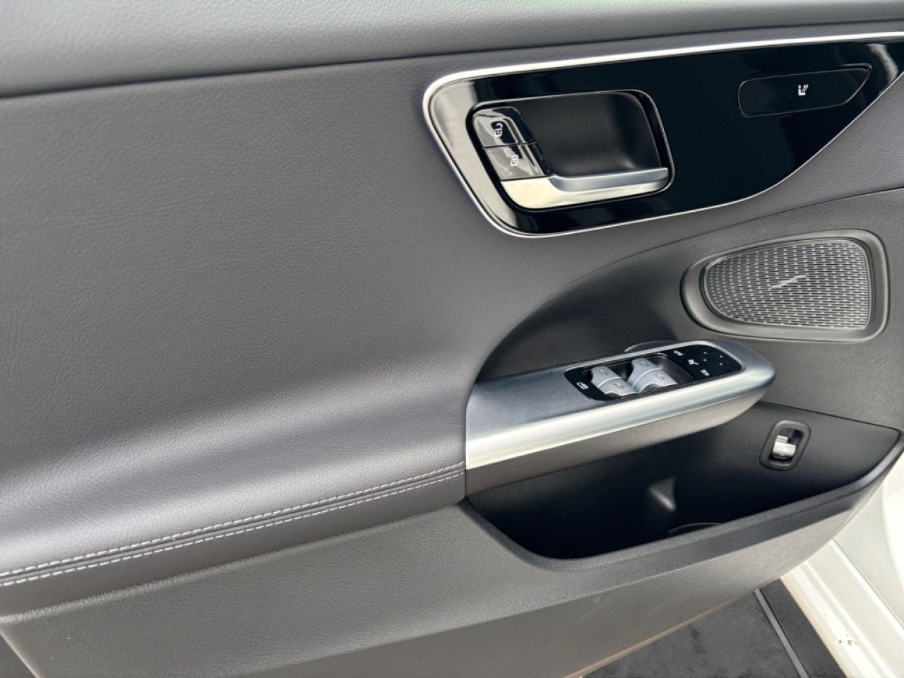 Mercedes-Benz C-Klasse – Bild 9