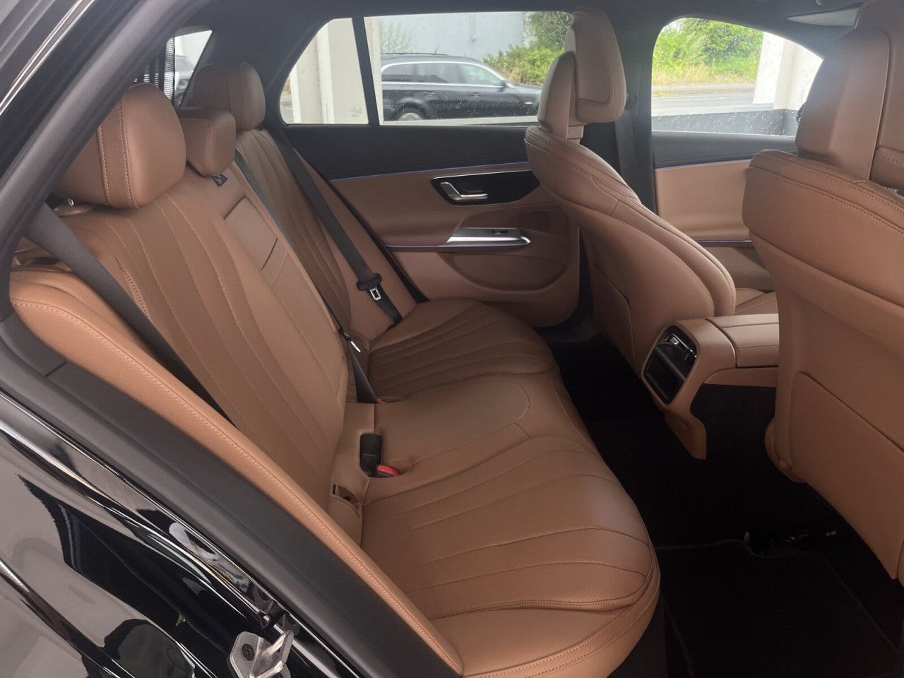 Mercedes-Benz E-Klasse – Bild 20