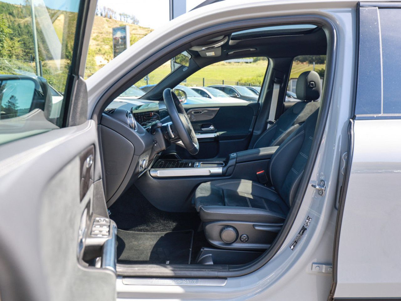 Mercedes-Benz GLB – Bild 8
