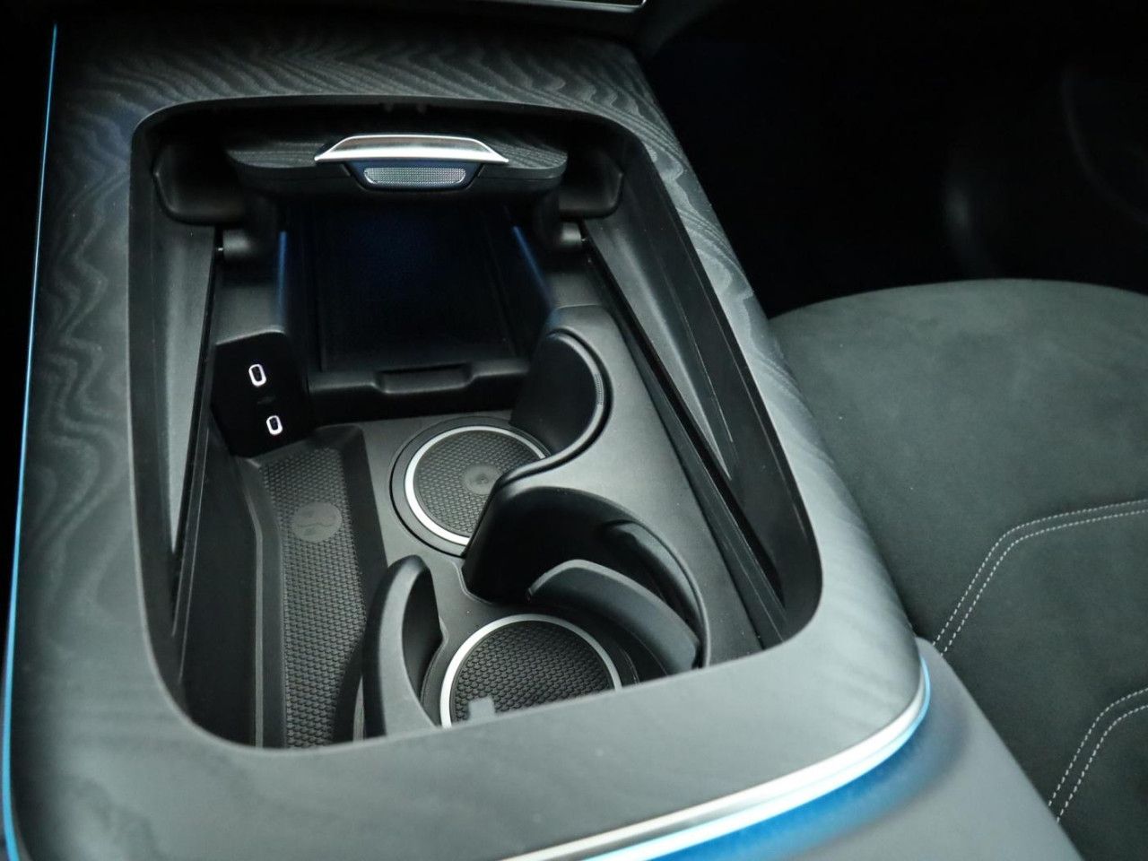 Mercedes-Benz E-Klasse – Bild 15