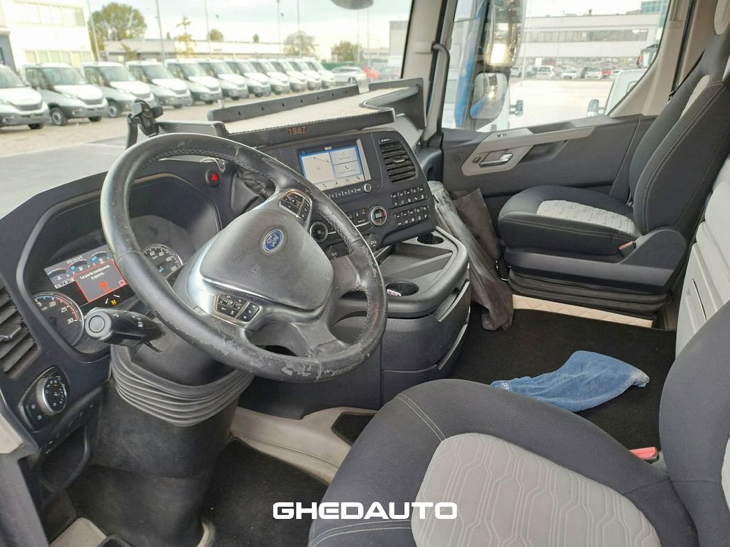 Ford | TRATTORE STRADALE FORD F - MAX 500