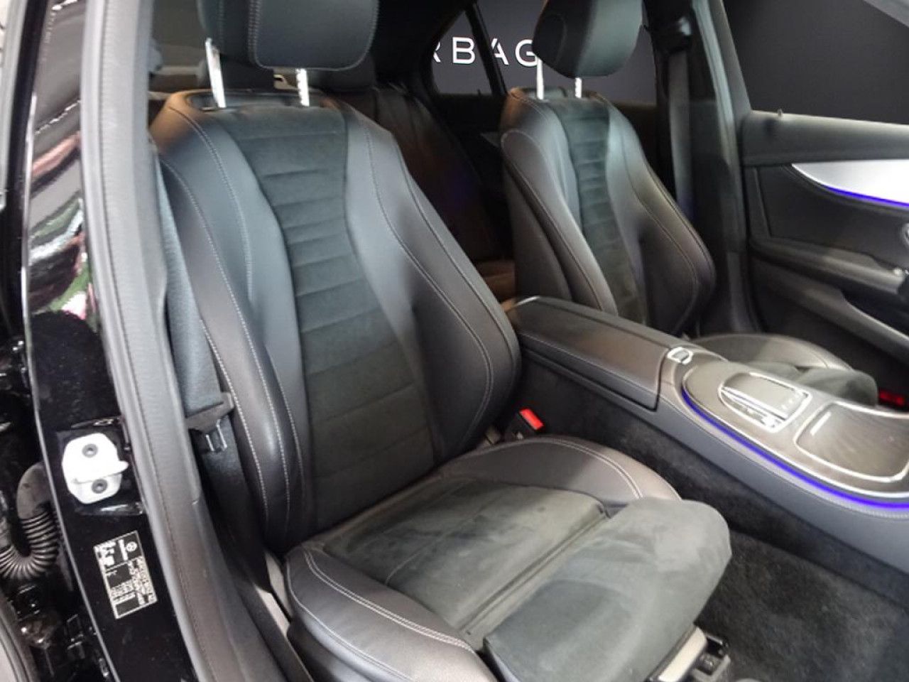 Mercedes-Benz E-Klasse – Bild 16