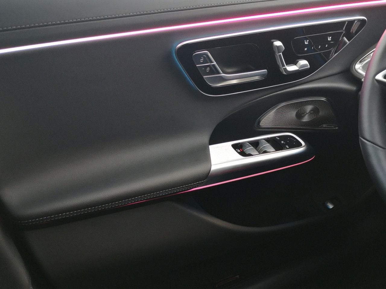 Mercedes-Benz E-Klasse – Bild 18