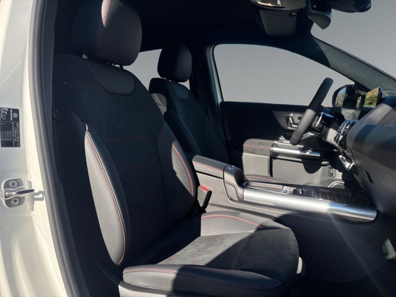 Photo du v&eacute;hicule 18 / 18