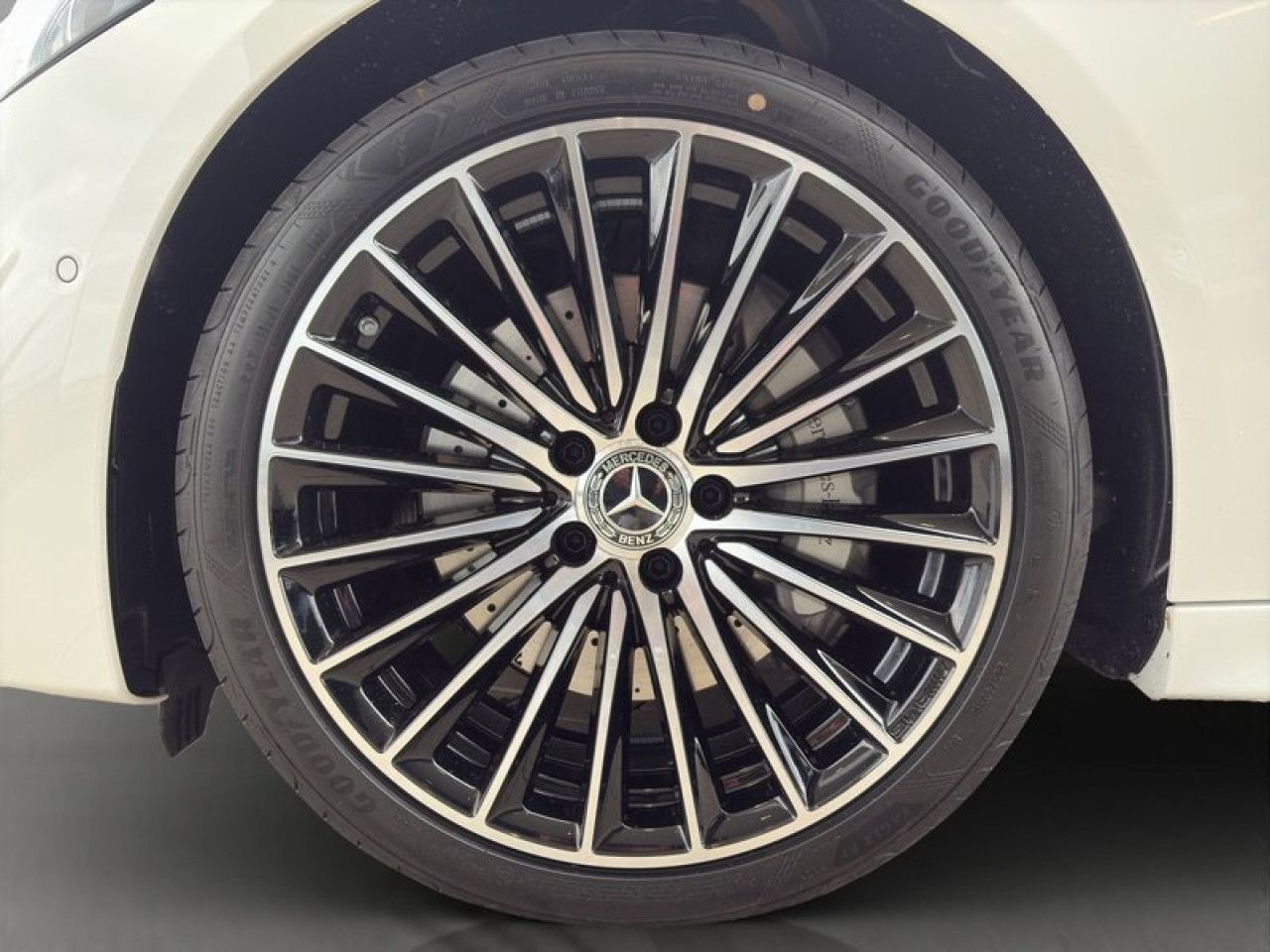 Mercedes-Benz C-Klasse – Bild 8