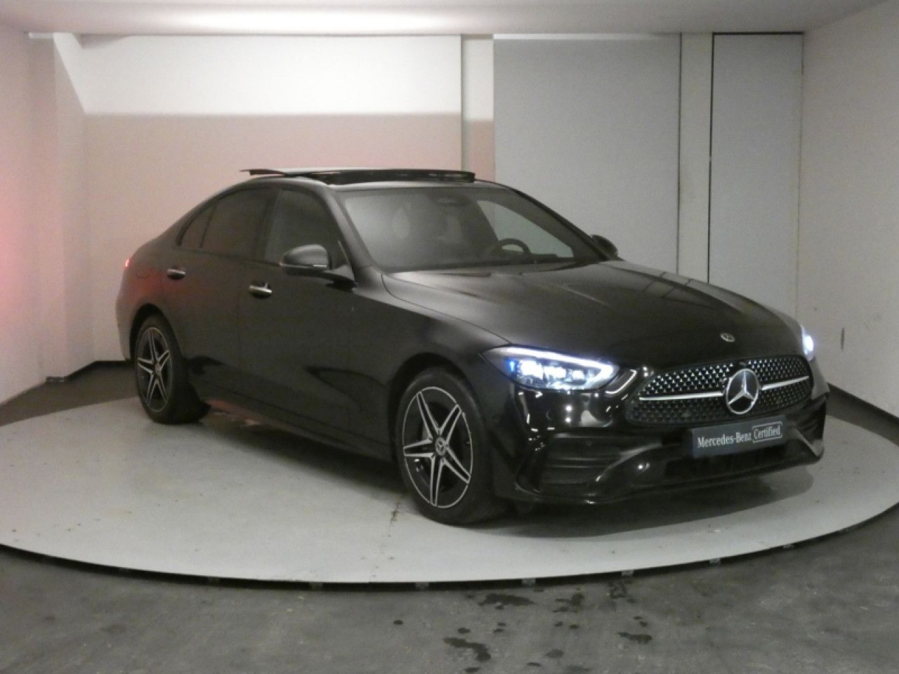 Photo du v&eacute;hicule 8 / 18