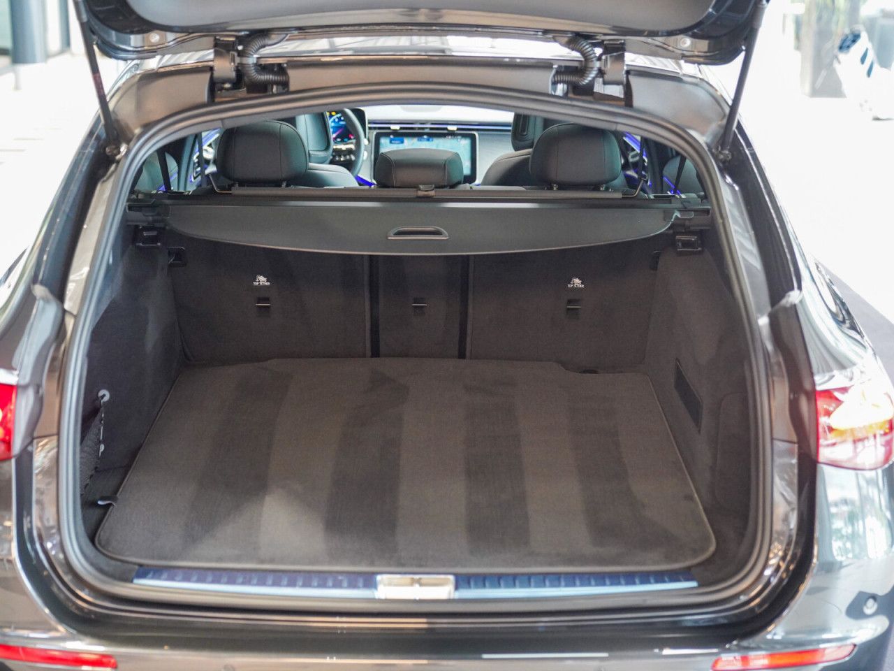 Mercedes-Benz E-Klasse – Bild 6