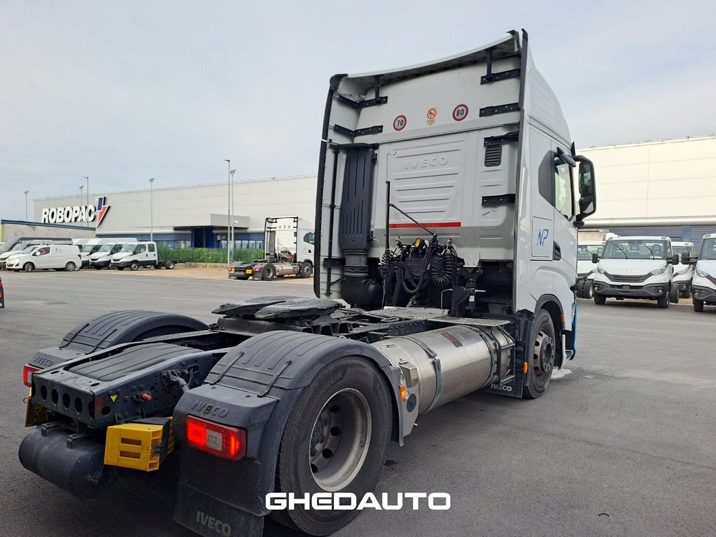 IVECO | TRATTORE STRADALE S - WAY 460 LNG METANO