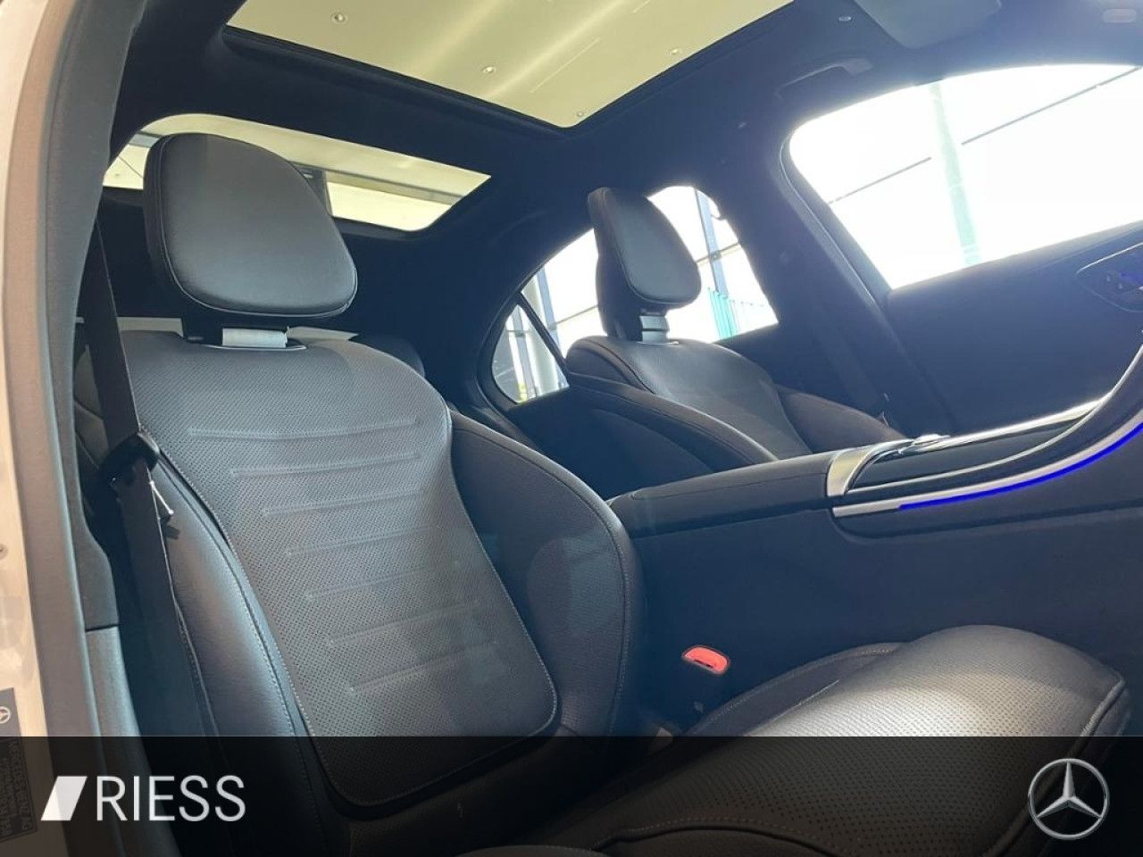 Mercedes-Benz C-Klasse – Bild 10