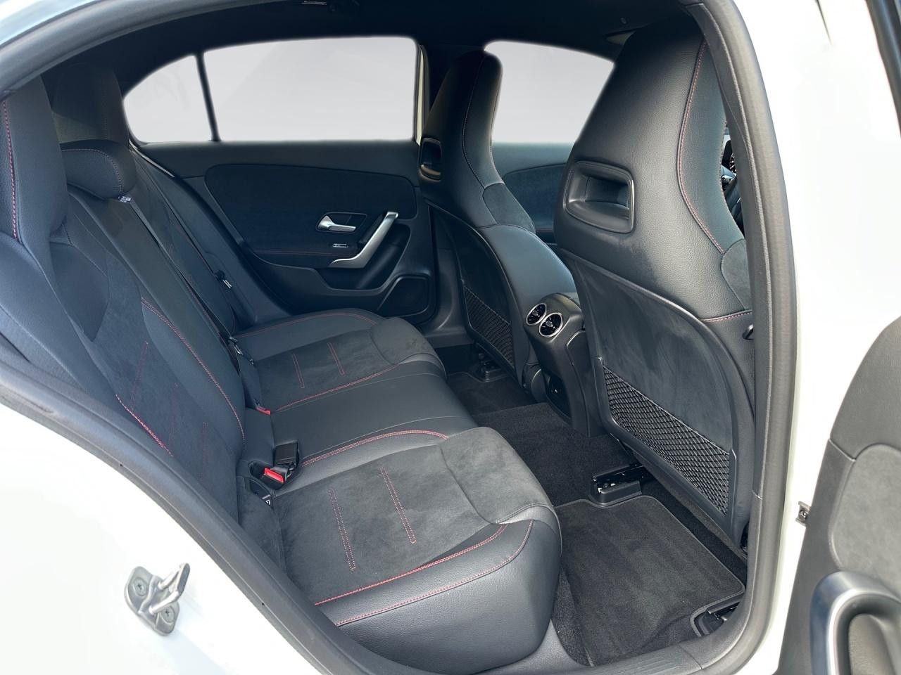 Fahrzeugbild 12 / 18