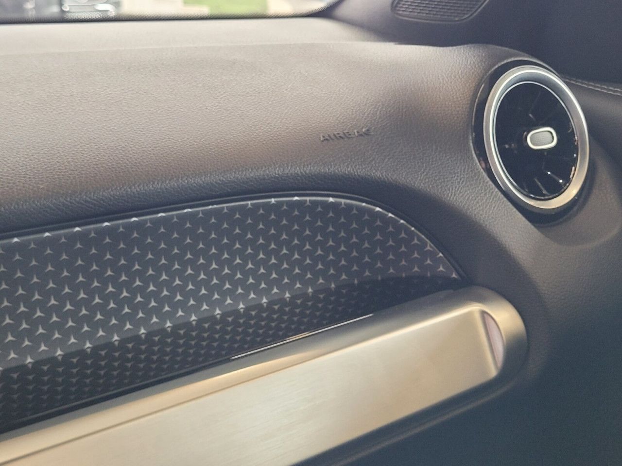 Mercedes-Benz GLB – Bild 15