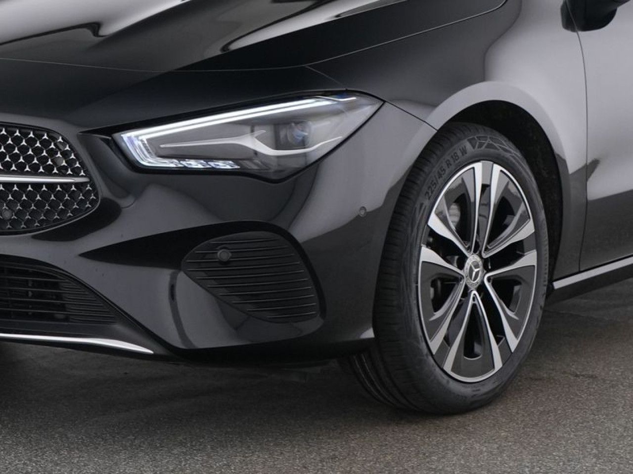 Mercedes-Benz CLA – Bild 3