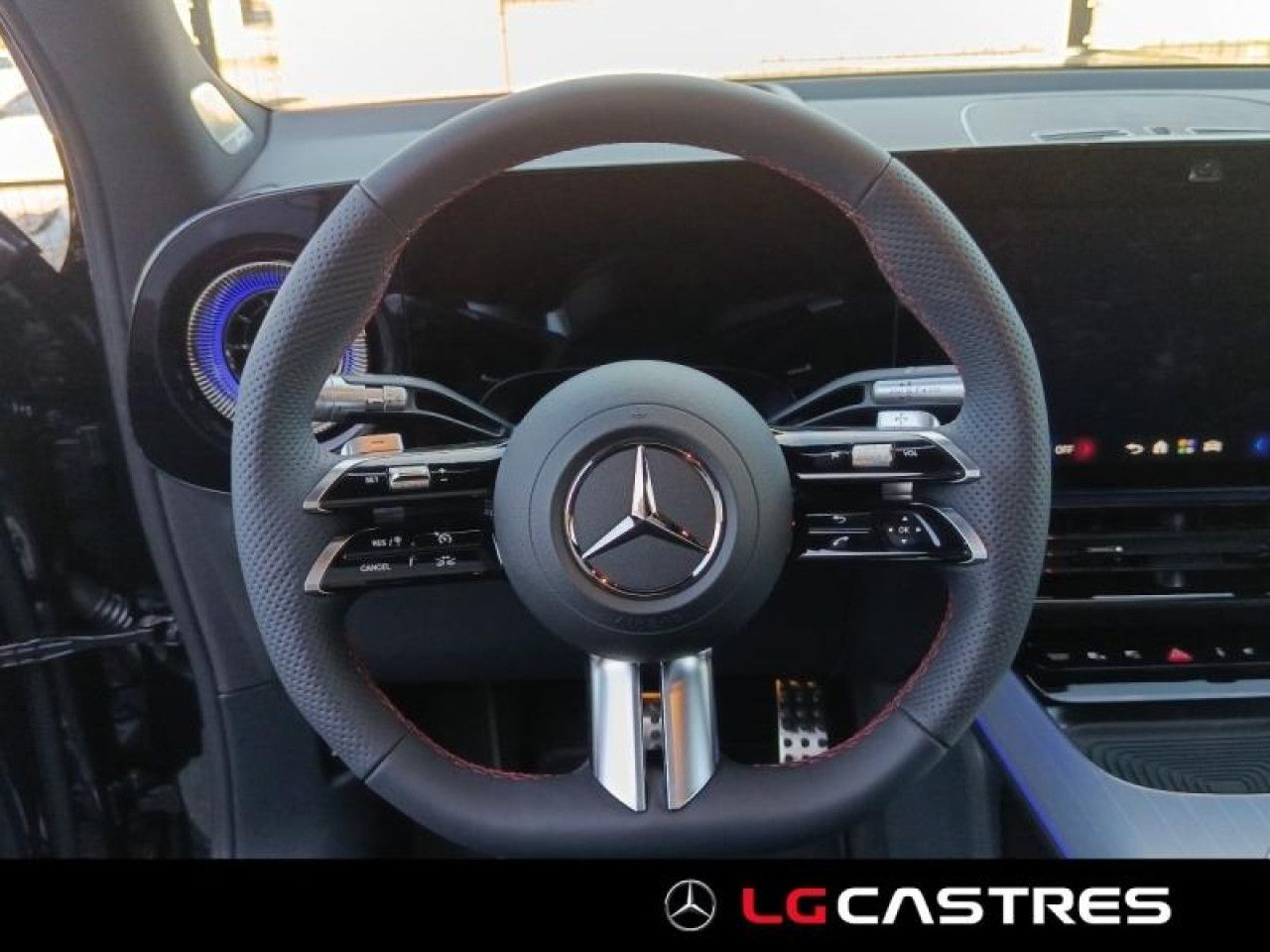 Photo du v&eacute;hicule 14 / 18