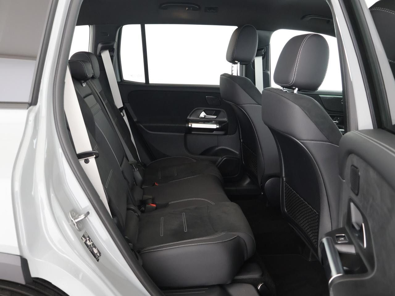Mercedes-Benz GLB – Bild 14