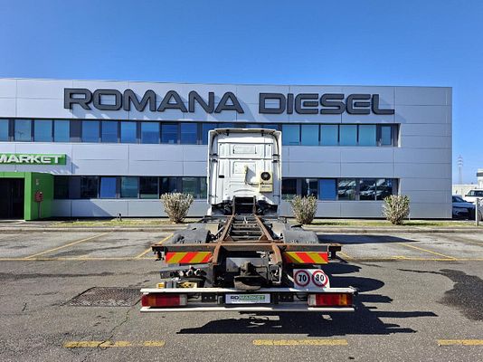 Vehicle image 4 / 7