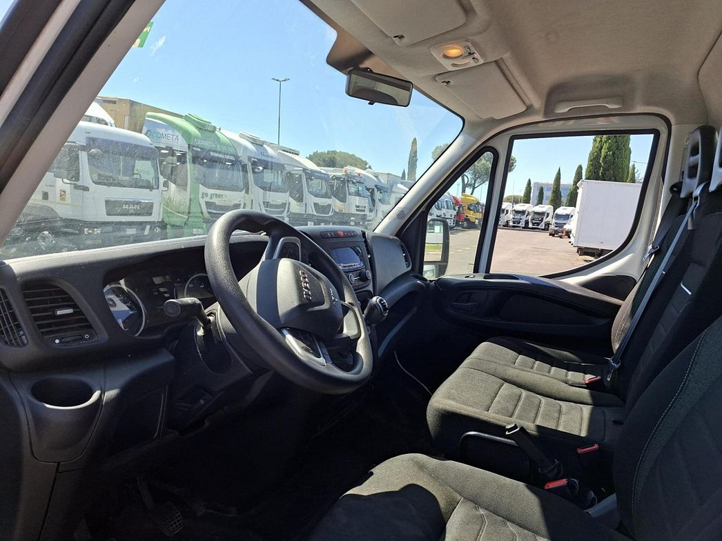 IVECO | 35C14 CABINATO