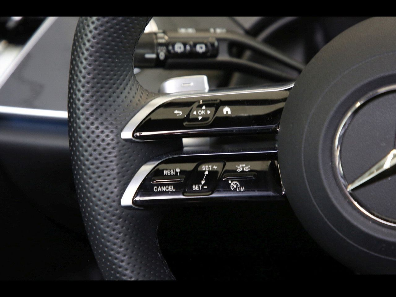 Mercedes-Benz E-Klasse – Bild 16