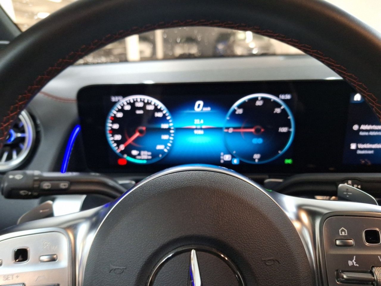 Mercedes-Benz EQB – Bild 13