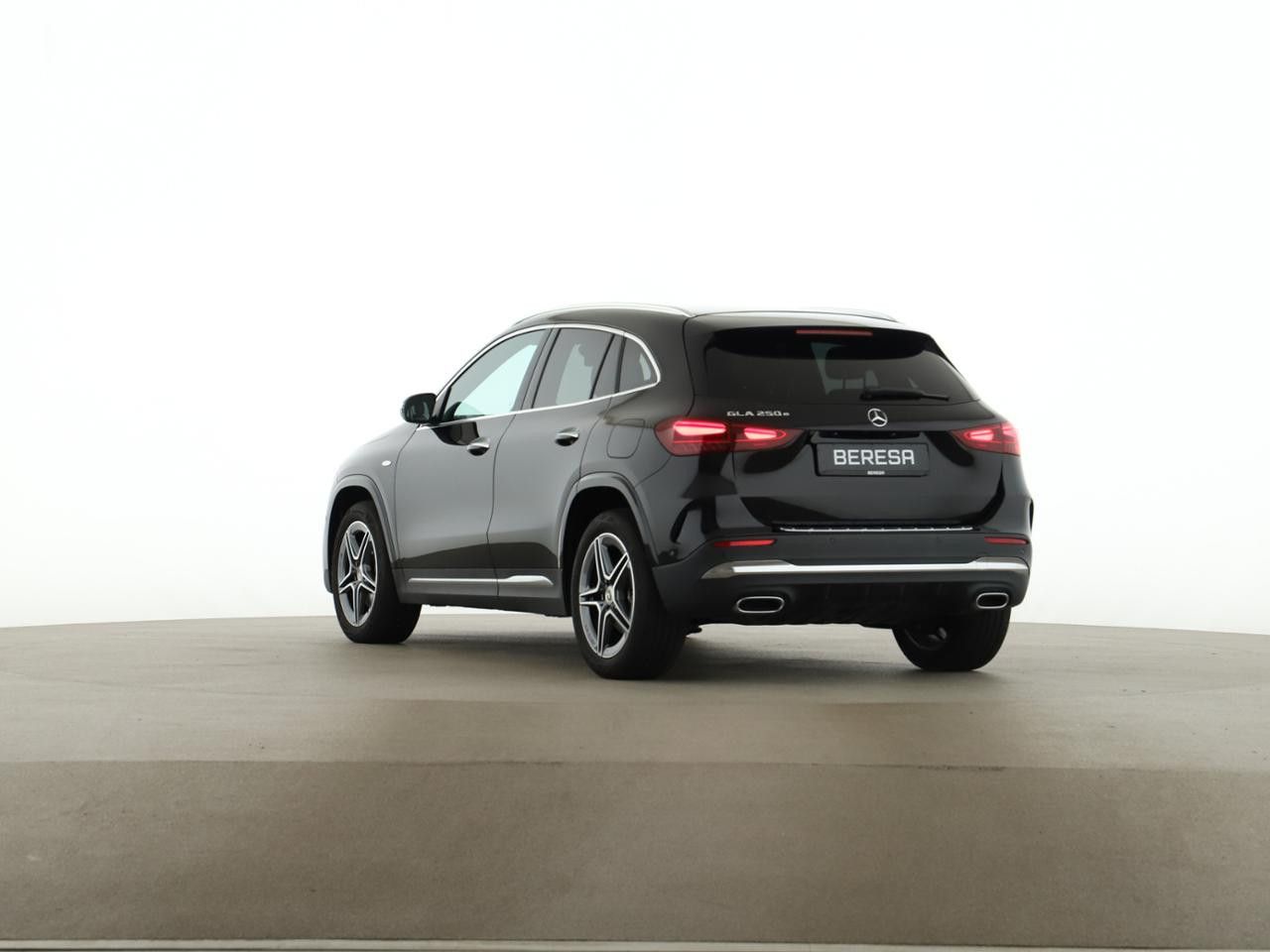 Mercedes-Benz GLA – Bild 3