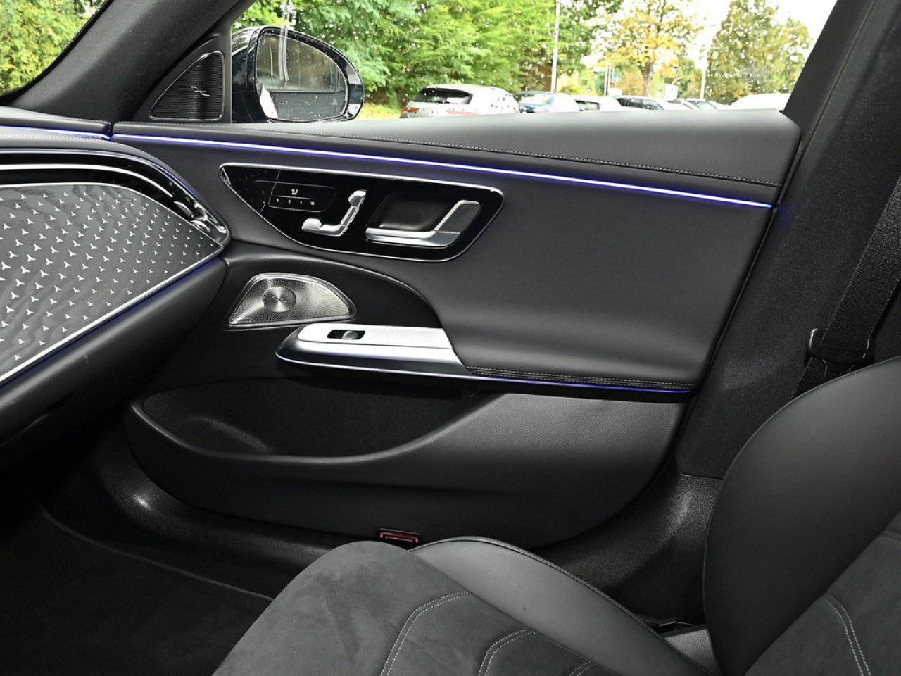 Mercedes-Benz E-Klasse – Bild 17