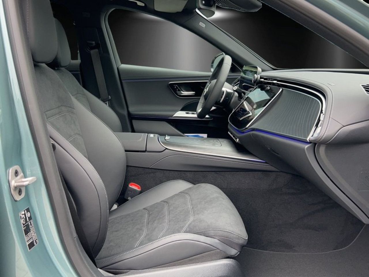 Mercedes-Benz E-Klasse – Bild 9
