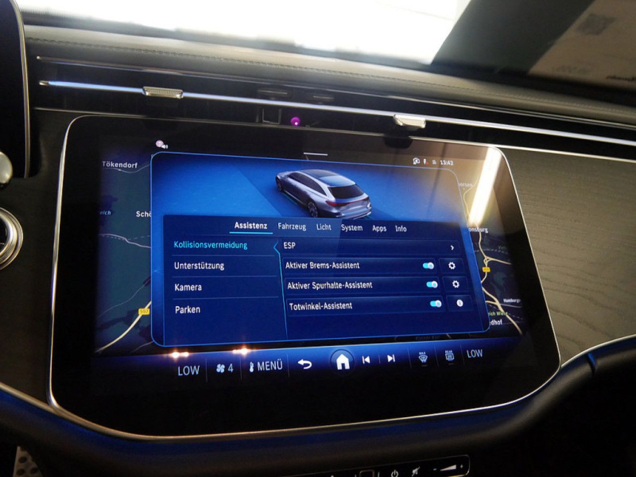 Mercedes-Benz E-Klasse – Bild 18
