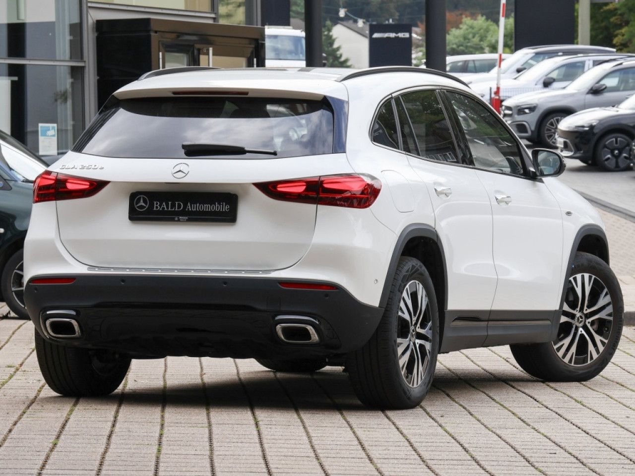 Mercedes-Benz GLA – Bild 2