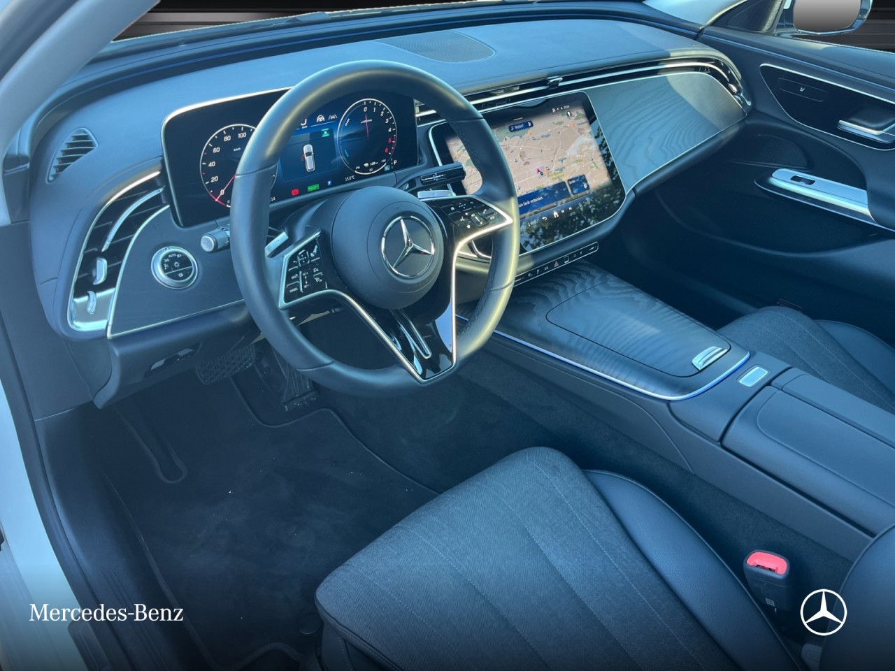 Mercedes-Benz E-Klasse – Bild 9