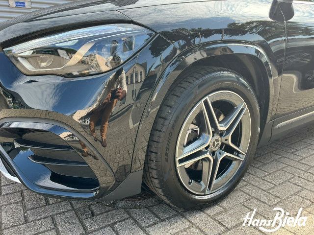 Mercedes-Benz GLA 220