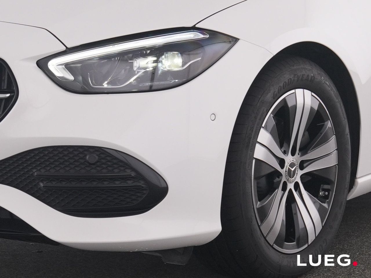 Mercedes-Benz C-Klasse – Bild 8