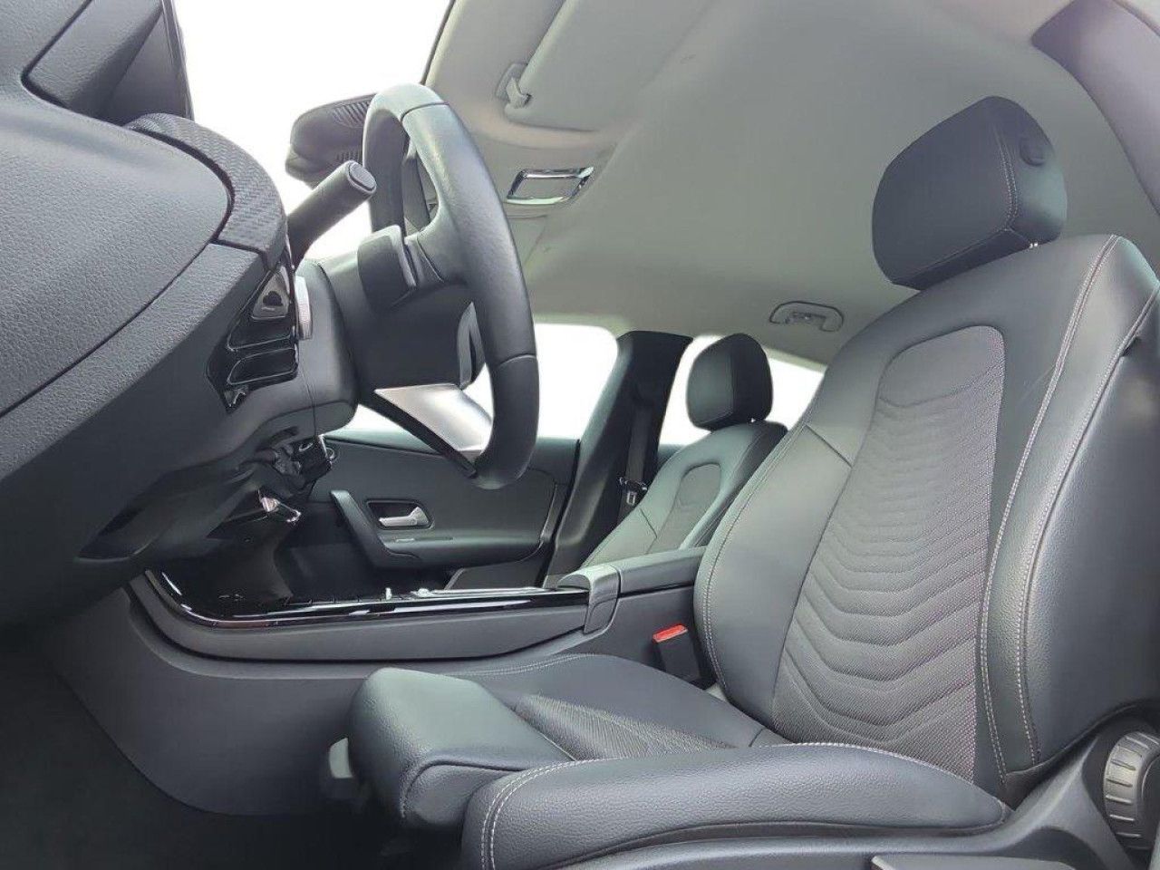 Imagem do ve&iacute;culo 12 / 20