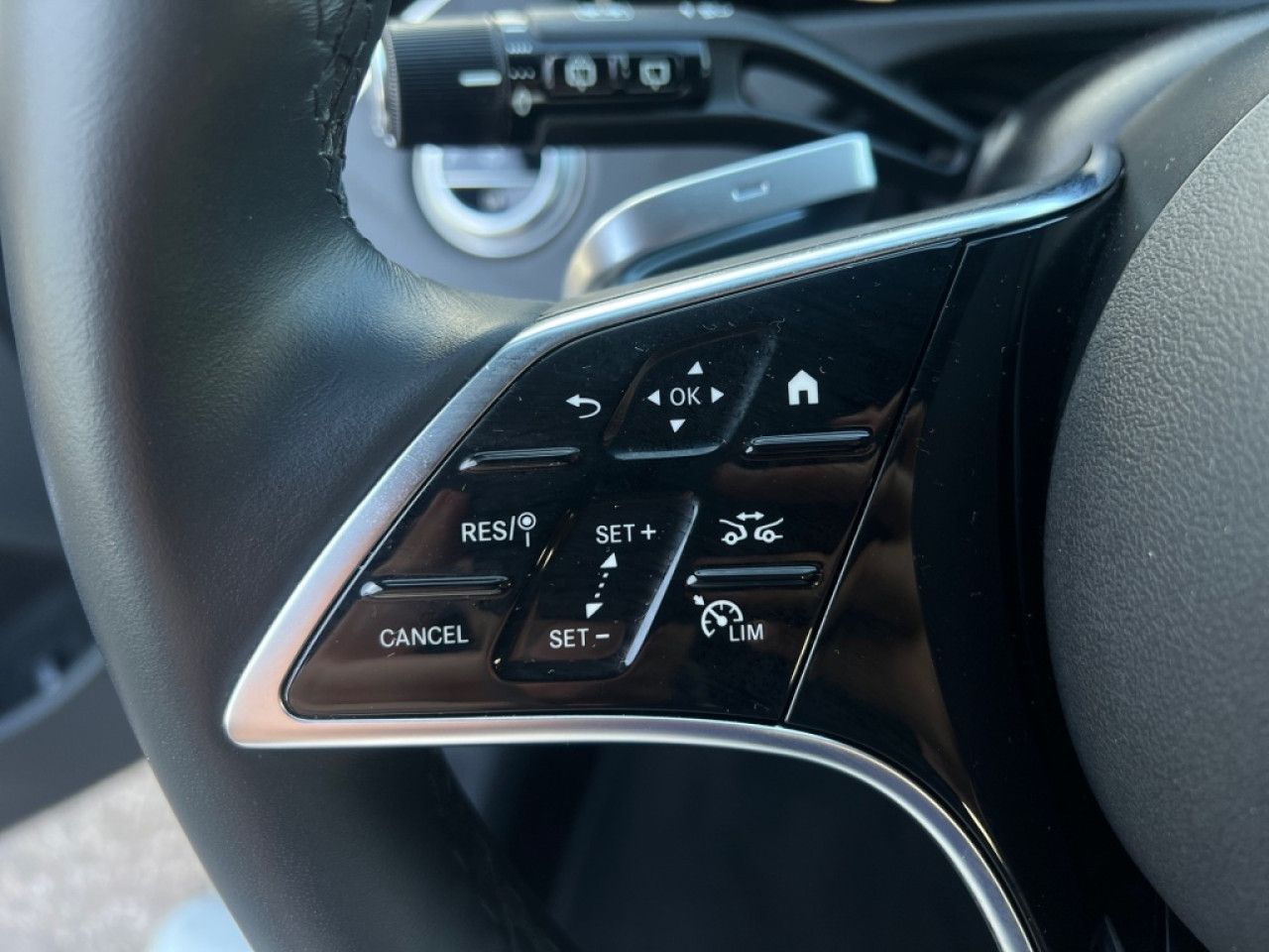 Mercedes-Benz E-Klasse – Bild 11