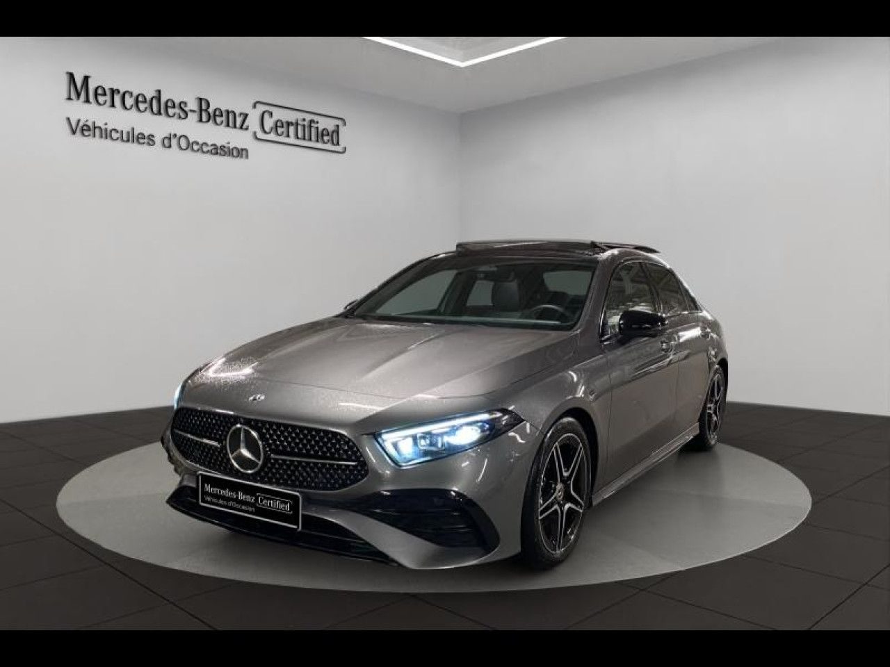Photo du véhicule 1 / 18