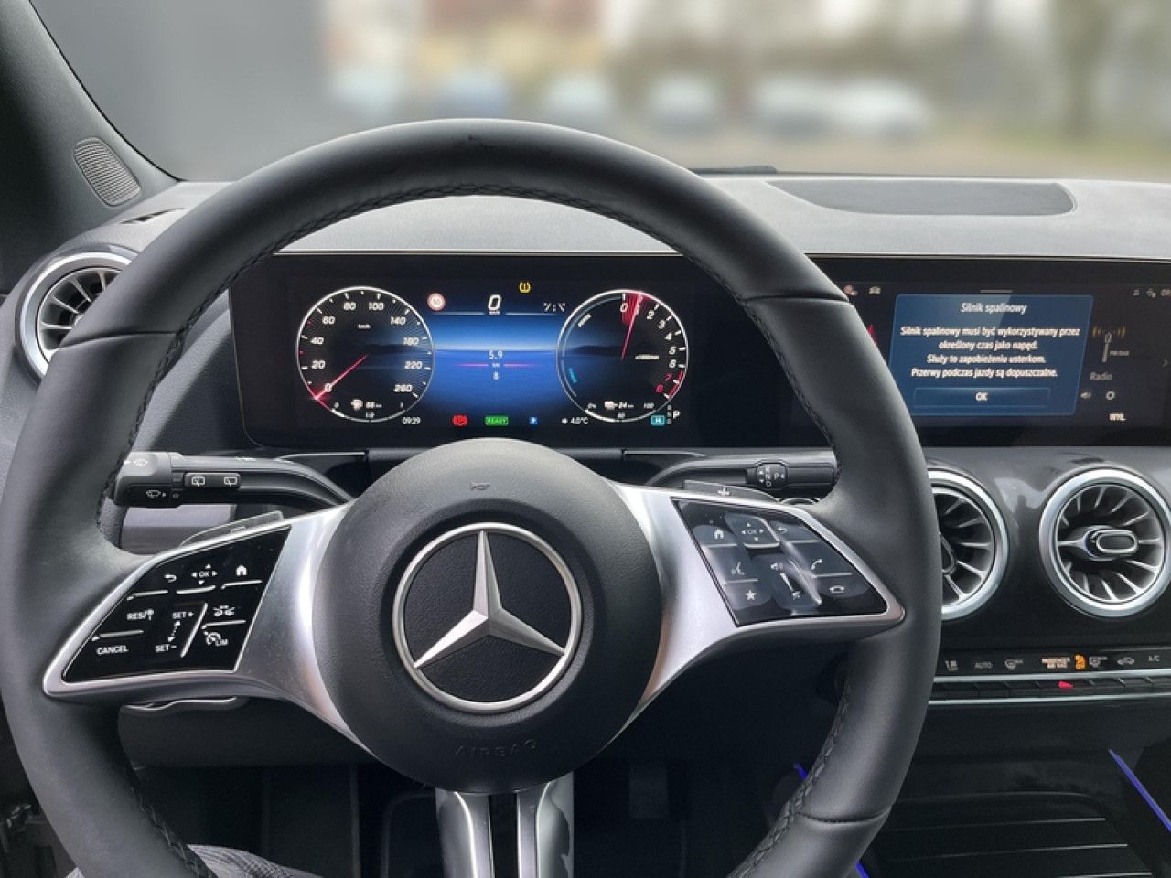 Zdjęcie pojazdu 16 / 18