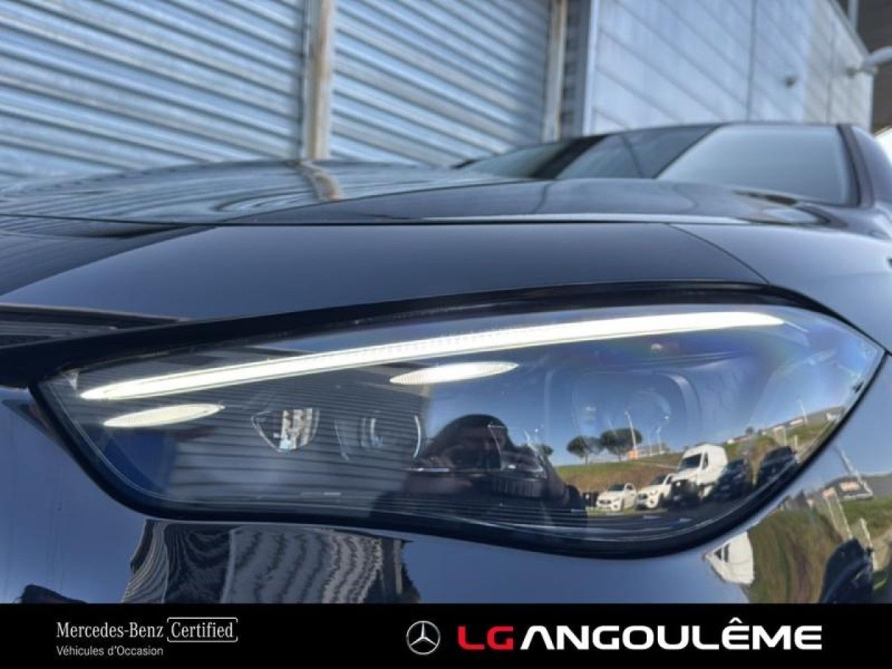 Photo du v&eacute;hicule 16 / 18