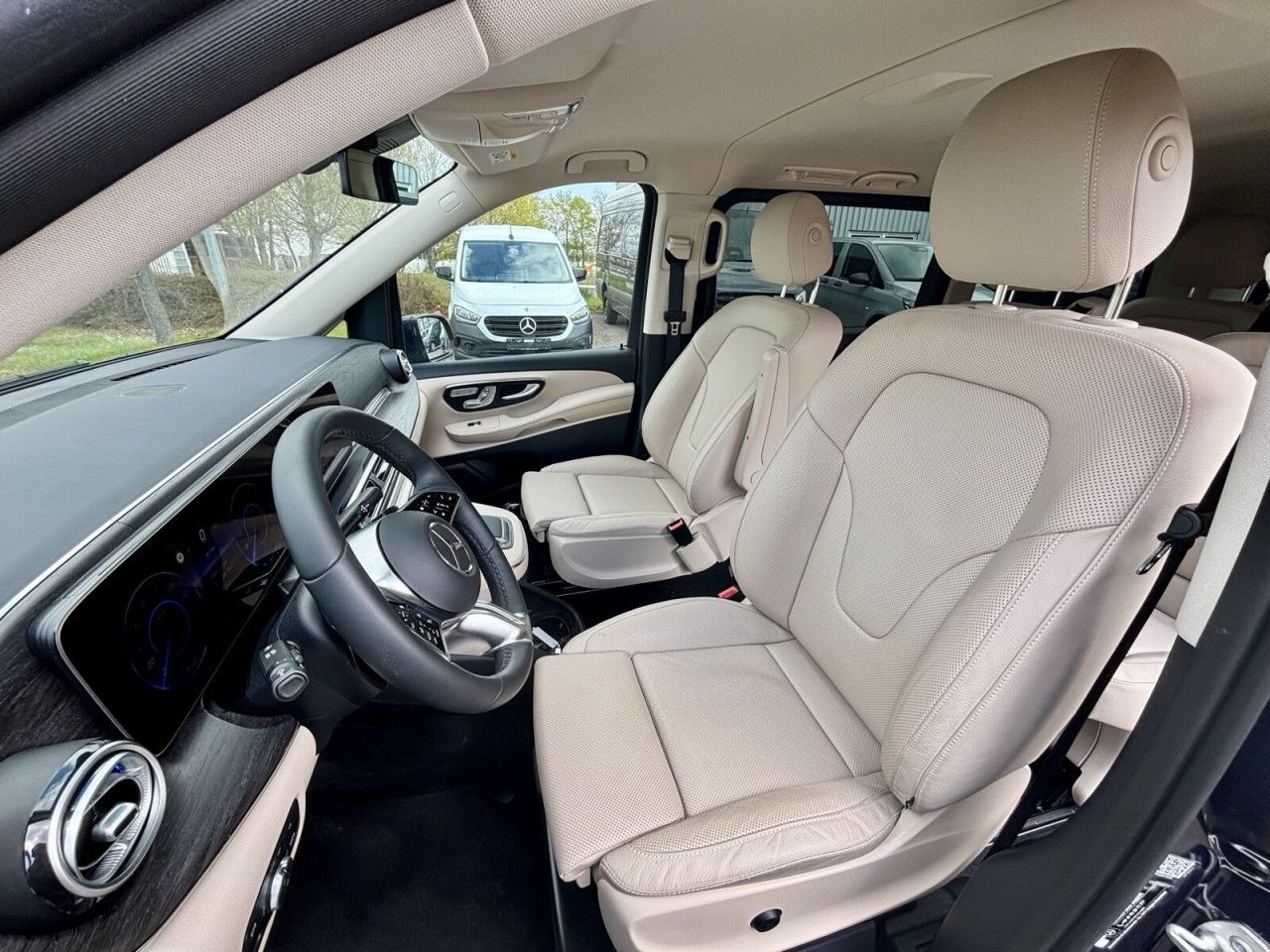 Mercedes-Benz EQV – Bild 14