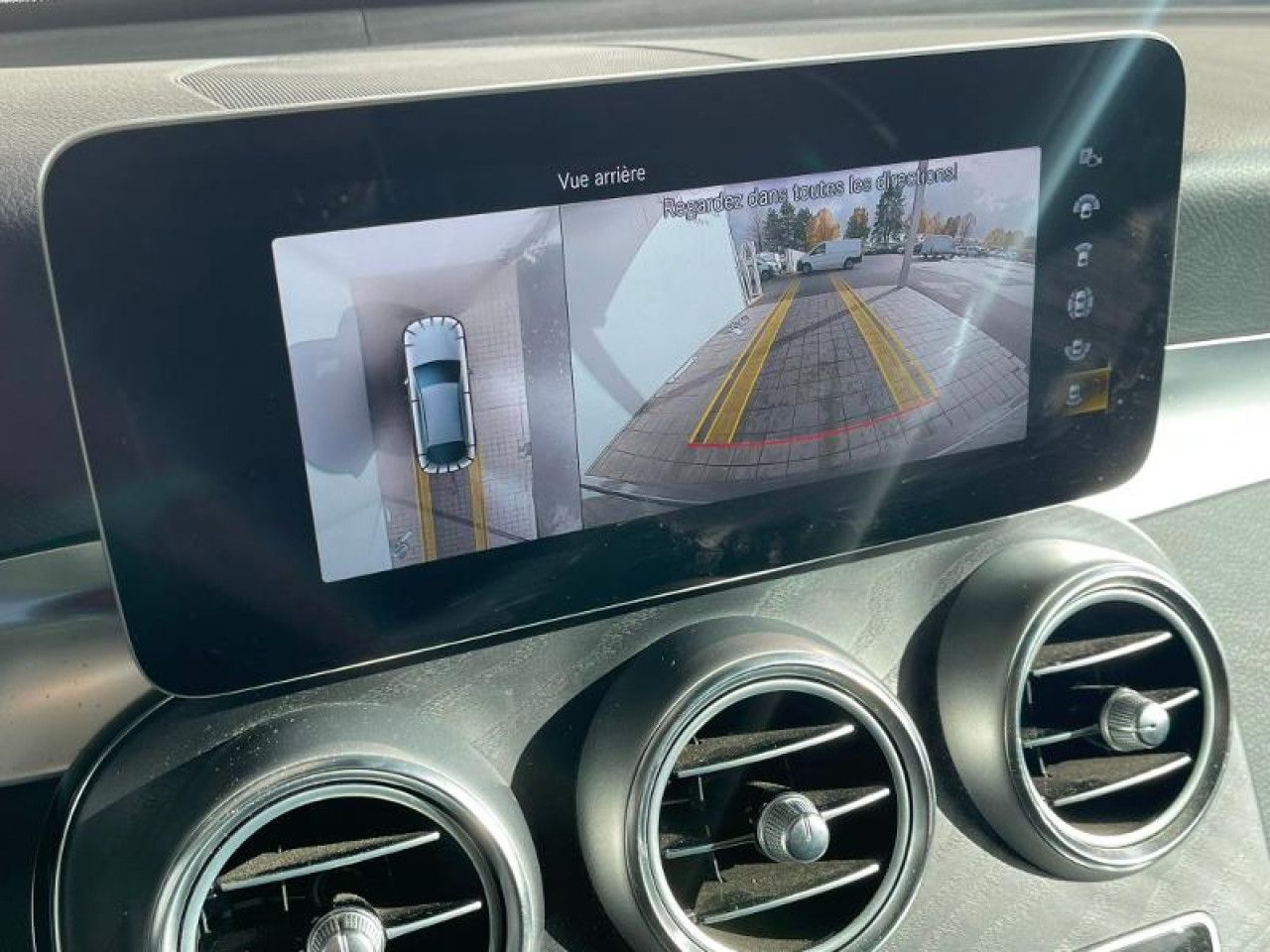 Photo du v&eacute;hicule 10 / 14