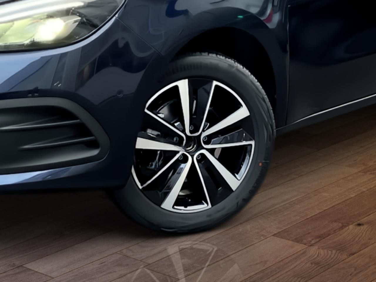 Mercedes-Benz EQT – Bild 2