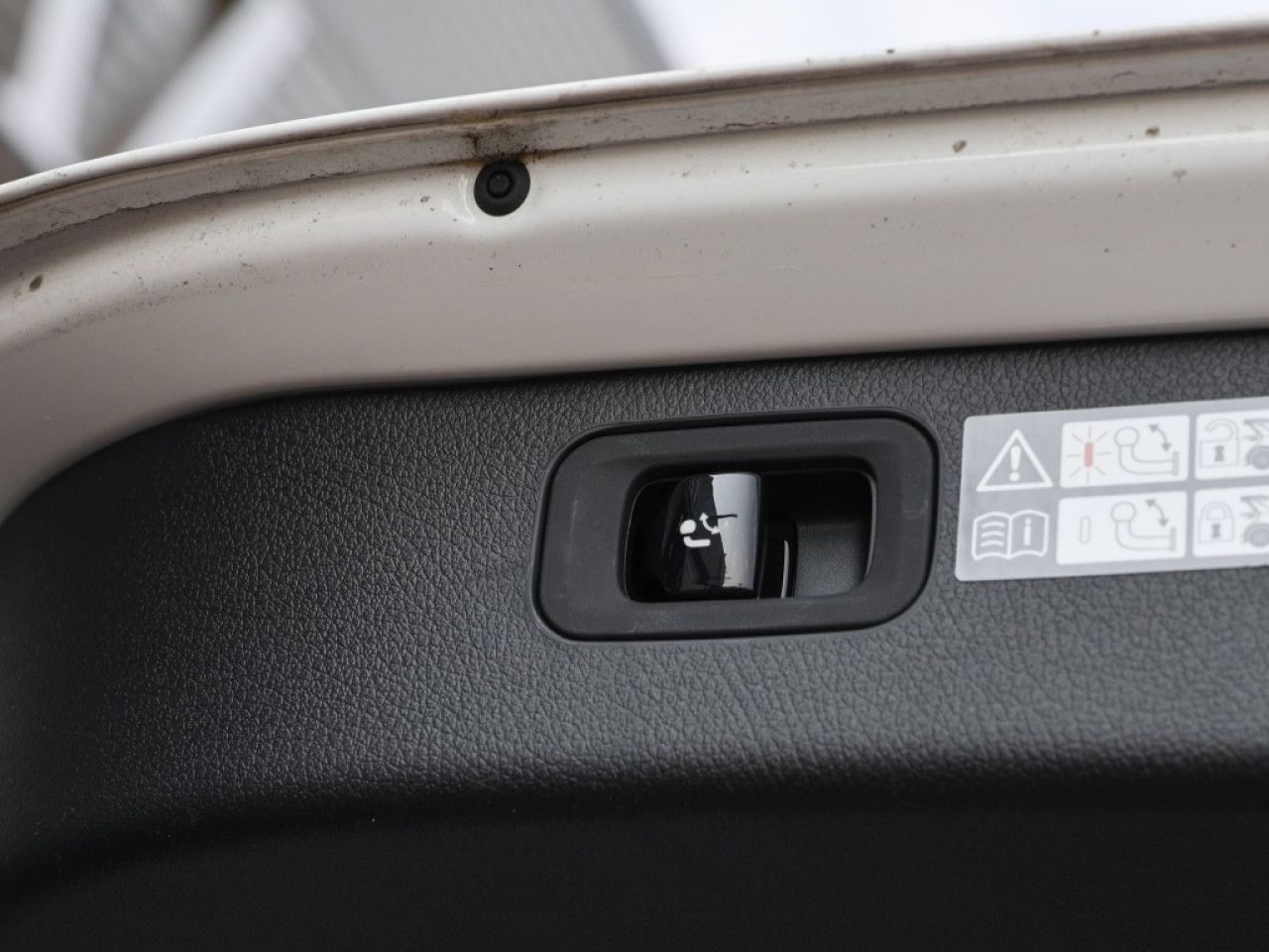 Mercedes-Benz C-Klasse – Bild 12