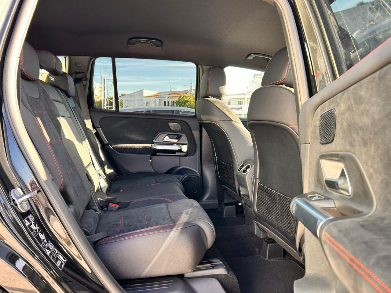 Imagem do veículo 4 / 9