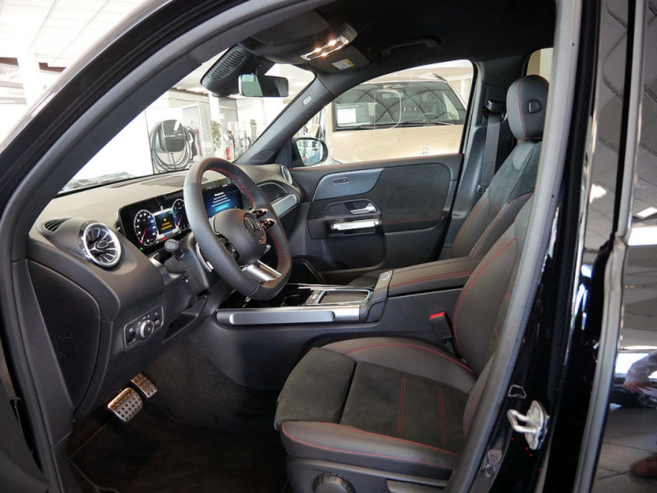 Mercedes-Benz GLB – Bild 14