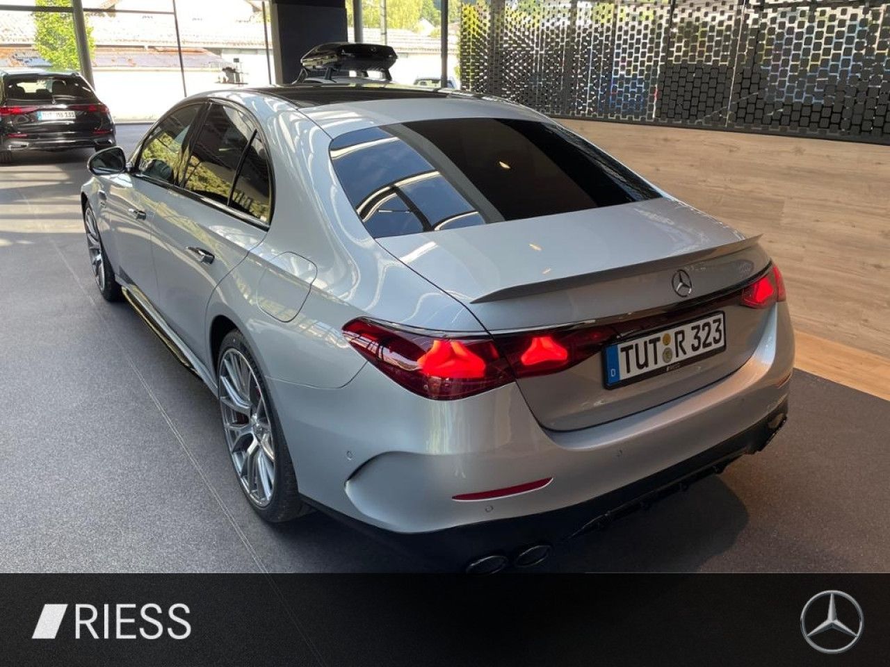 Mercedes-Benz E-Klasse – Bild 5