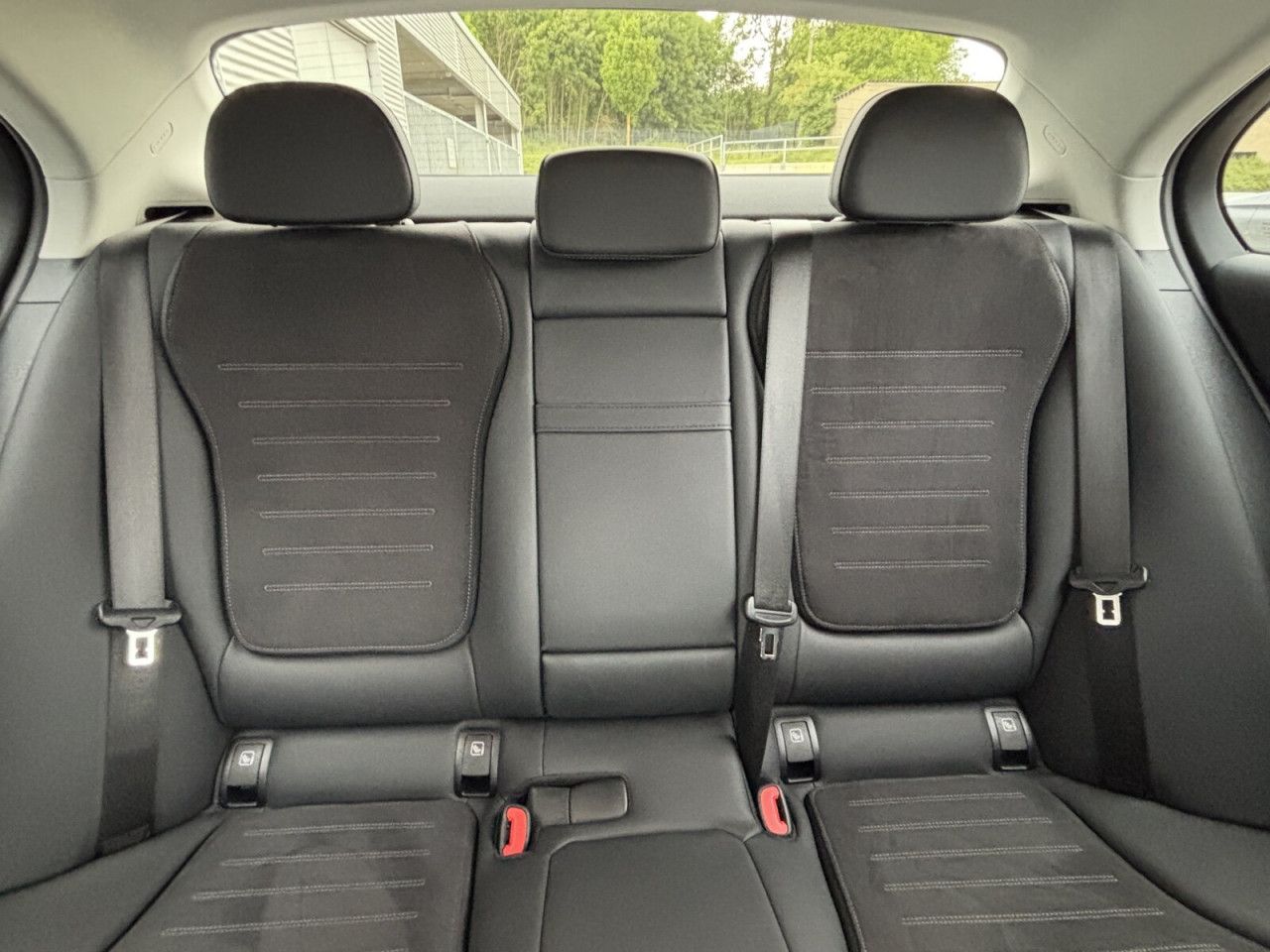Mercedes-Benz C-Klasse – Bild 14