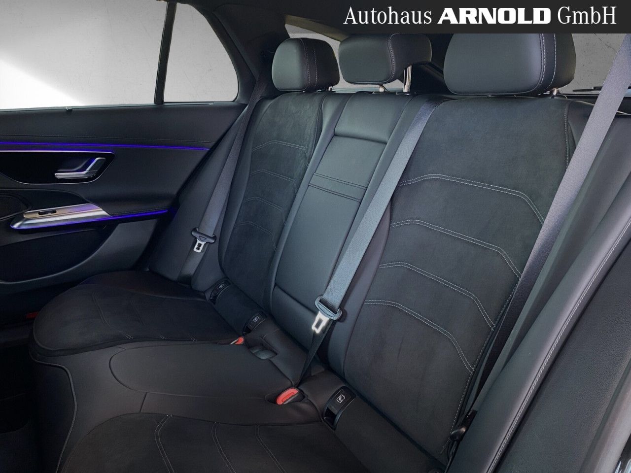 Mercedes-Benz E-Klasse – Bild 10
