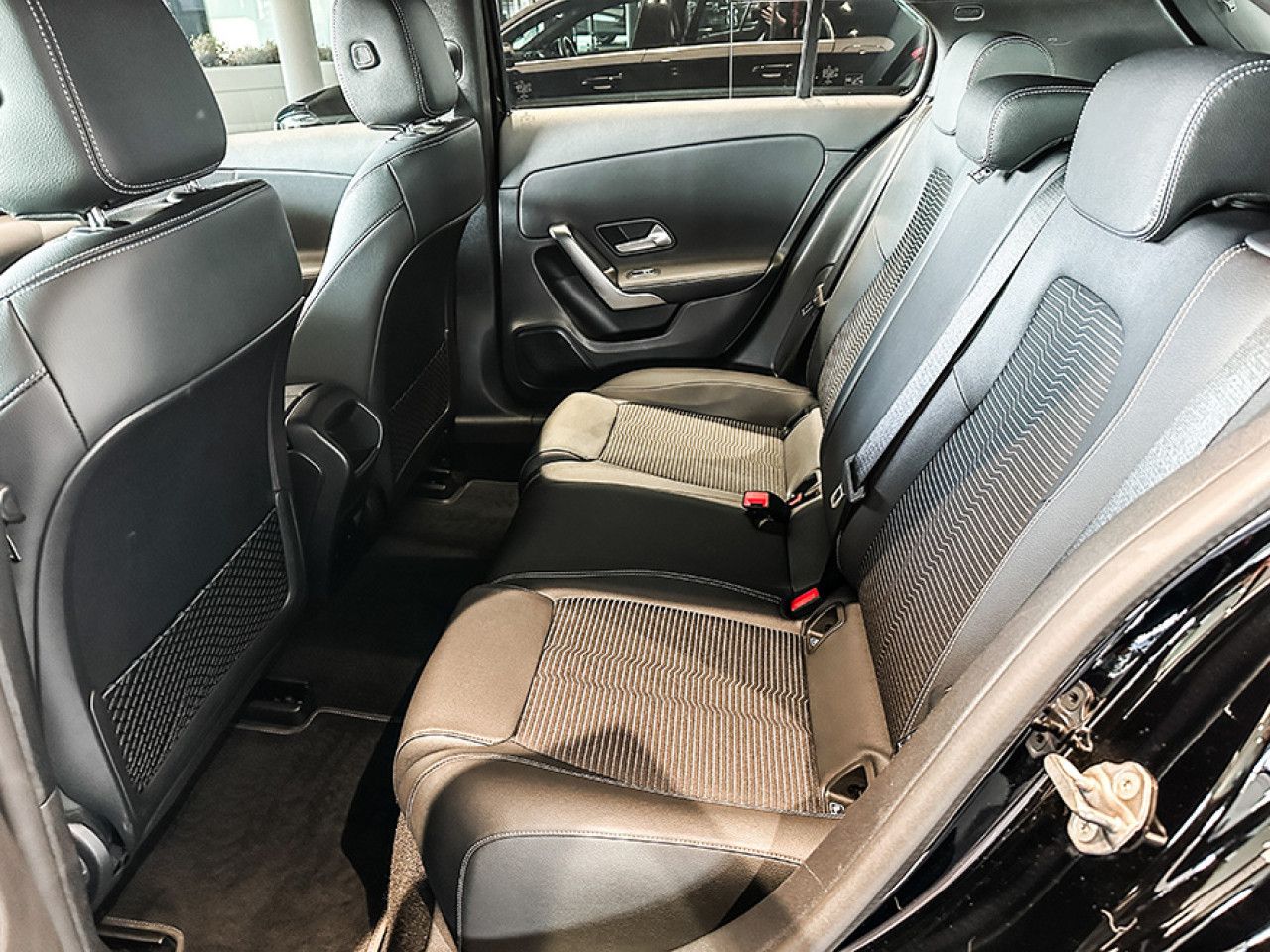 Fahrzeugbild 14 / 17